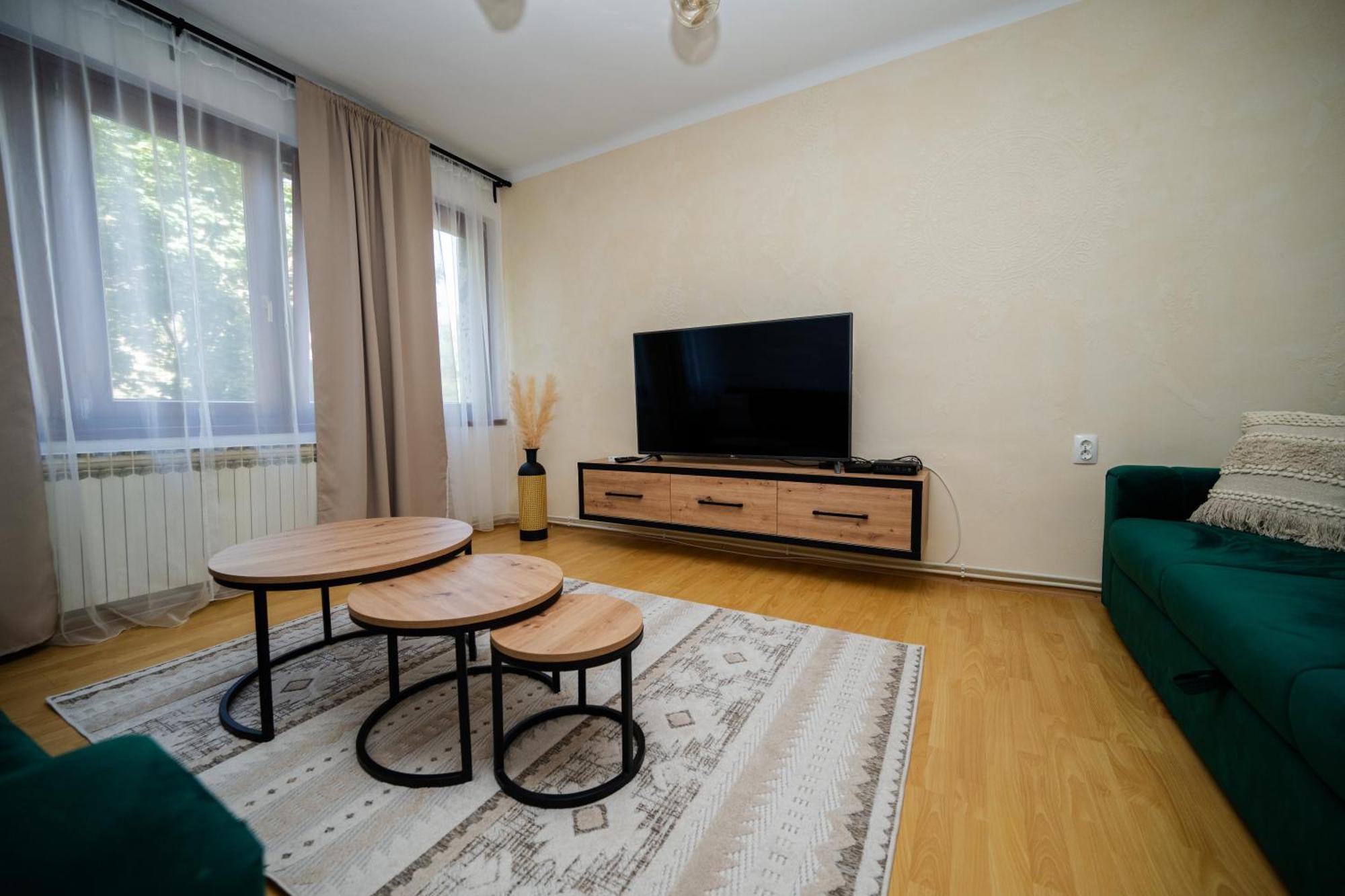 Cozy One-Bedroom Apartment Near City Center Сараево Экстерьер фото