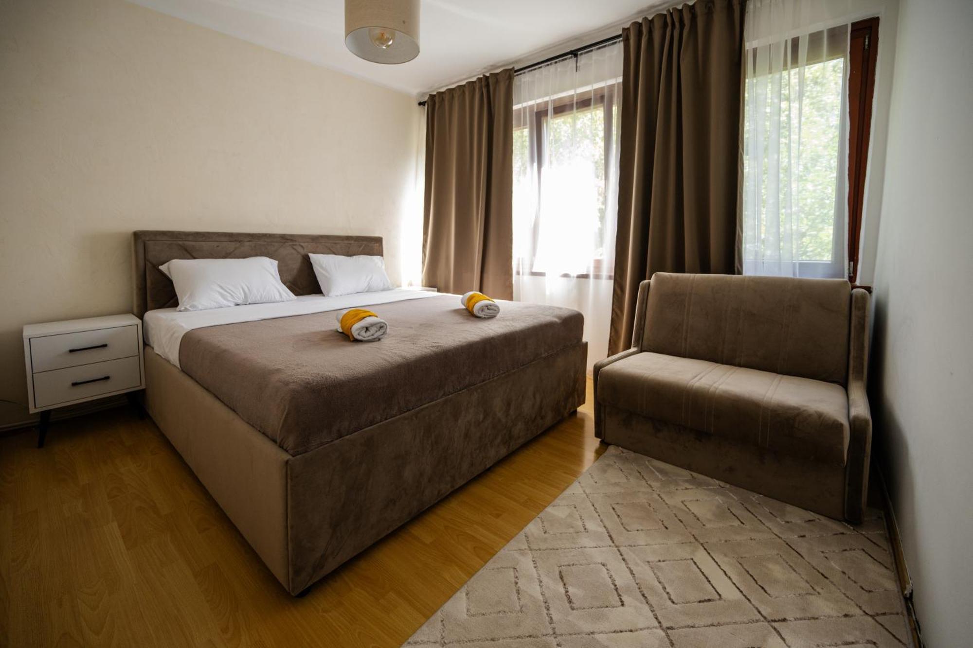 Cozy One-Bedroom Apartment Near City Center Сараево Экстерьер фото